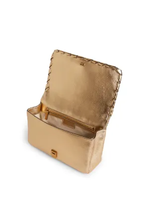 medium over the shoulder bolsas