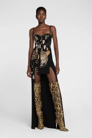 Robe longue ornée de cristaux