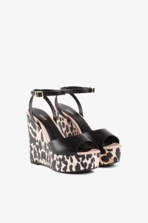 Sandalias de cuña con estampado Queen of Sicily