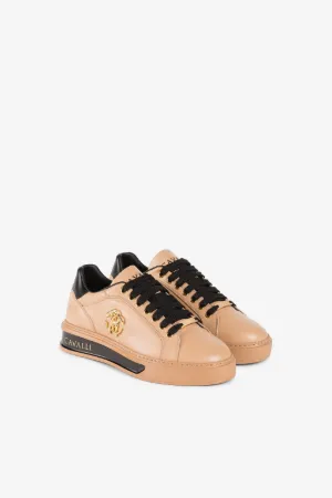 Sneakers mit Spiegelschlange