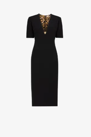Vestido con cabeza de pantera