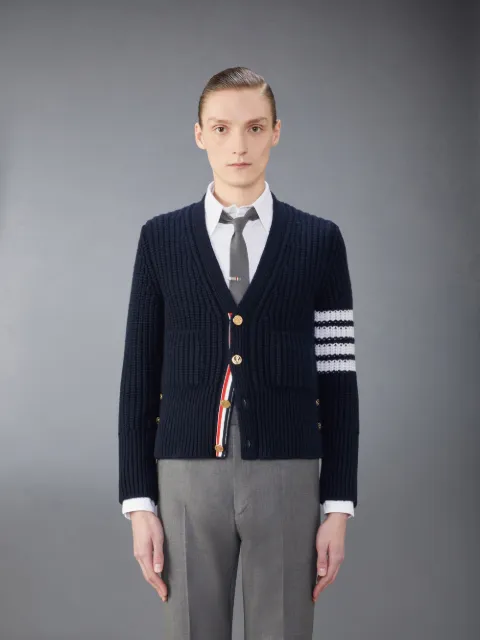 ネイビー カシミア 4BAR ショートVネックカーディガンブルー | Thom Browne 公式オンラインサイト