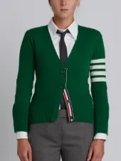 cashmere classic V-neck cardigan
