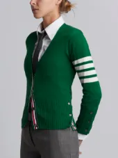 cashmere classic V-neck cardigan