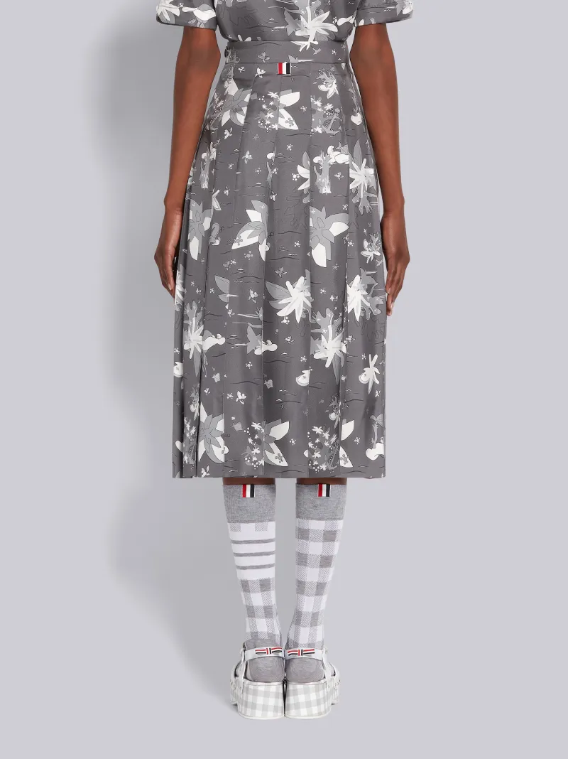 pleated skirt below knee