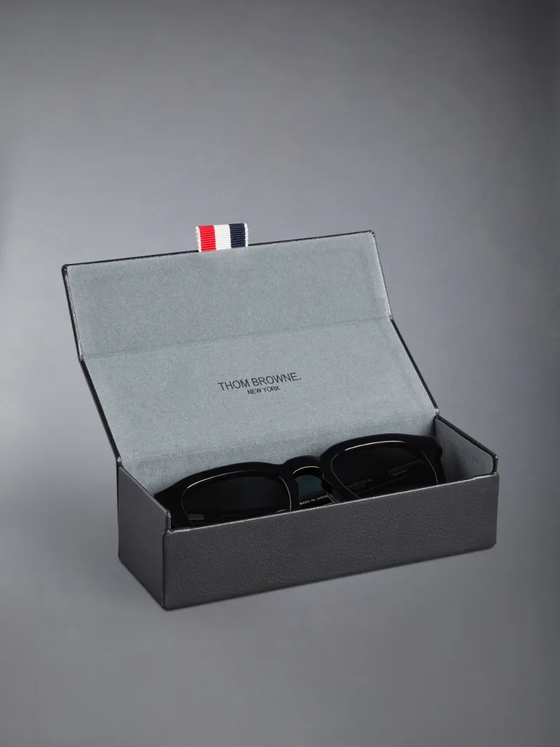 チタン ラウンド サングラスブラック | Thom Browne 公式オンラインサイト