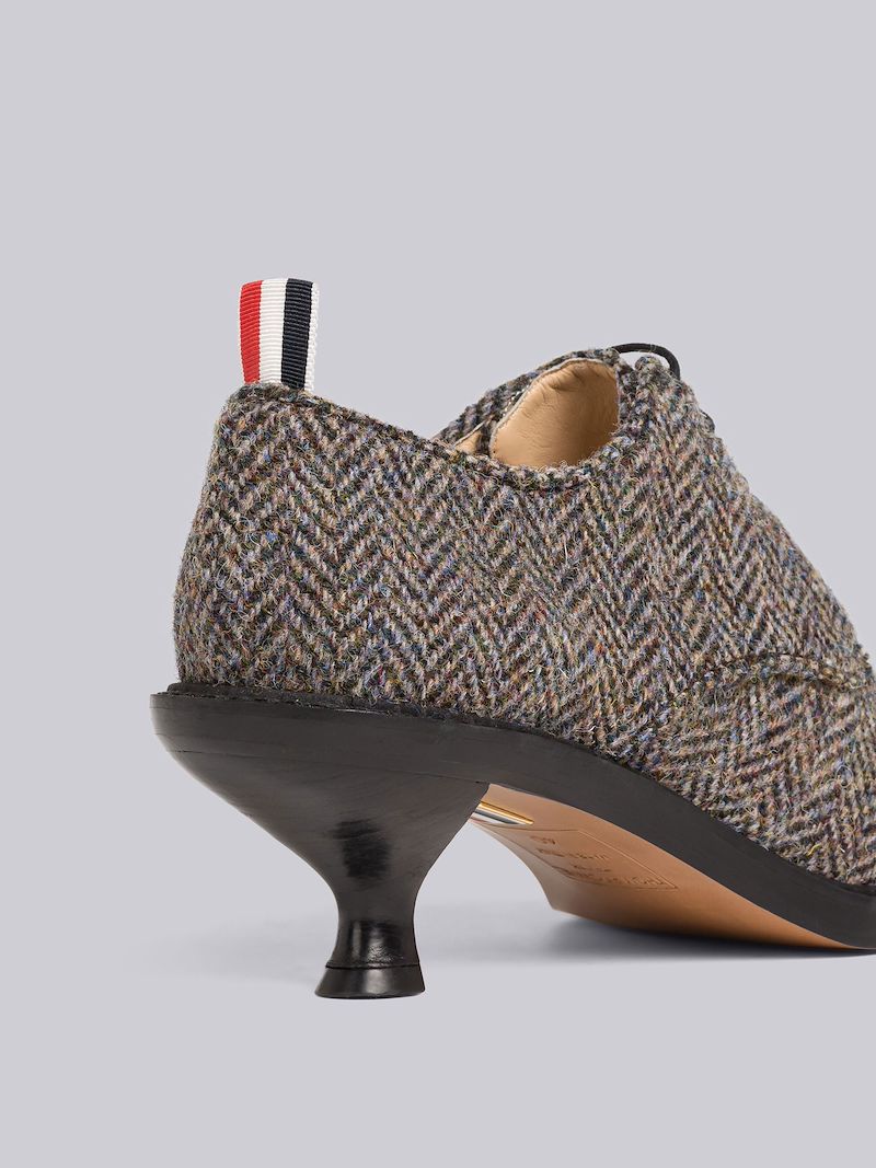 Herringbone Curved Heel Uniform Shoe