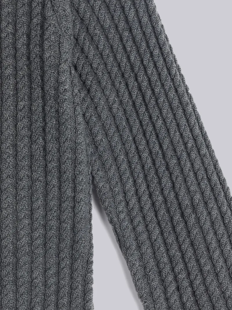 cable-knit crew neck pullover