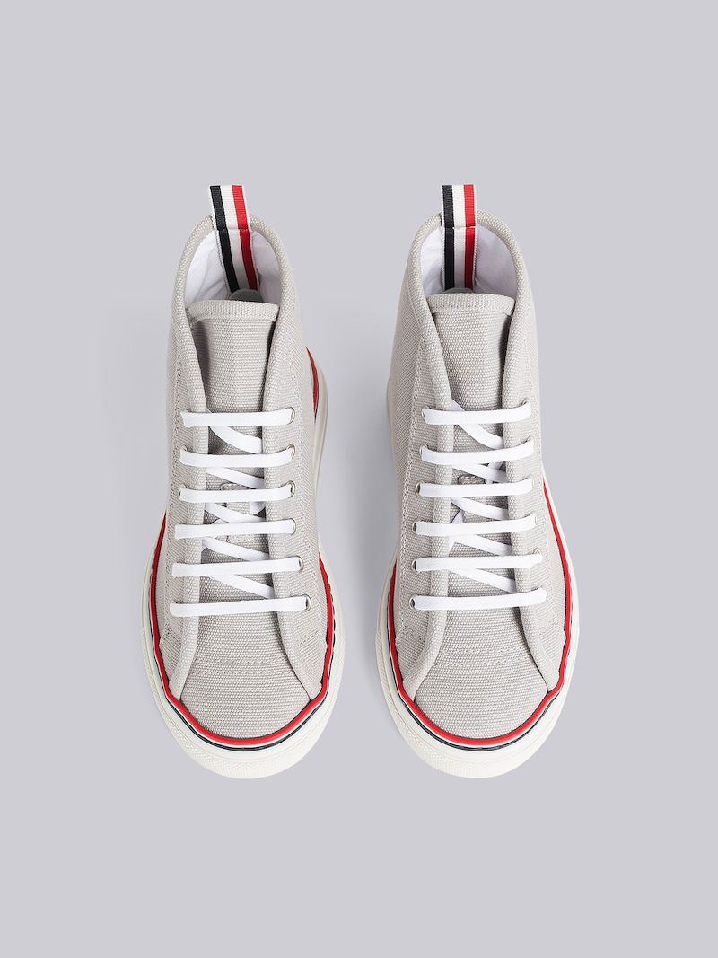 lace-up fastening high-top sneakers