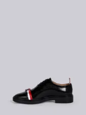 Leather Bow Pebble Grain Shoe