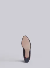 Low Block Heel With Leather Bow In Pebble Grain