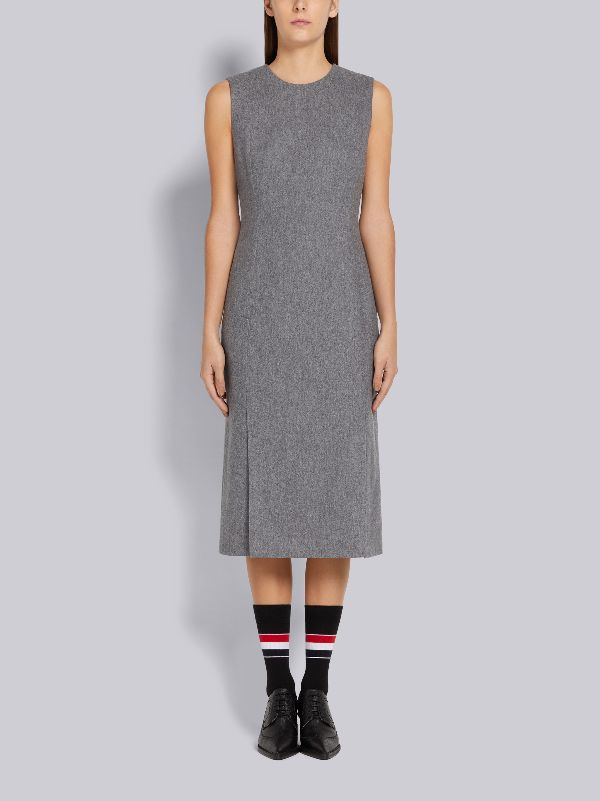 grey sleeveless dress