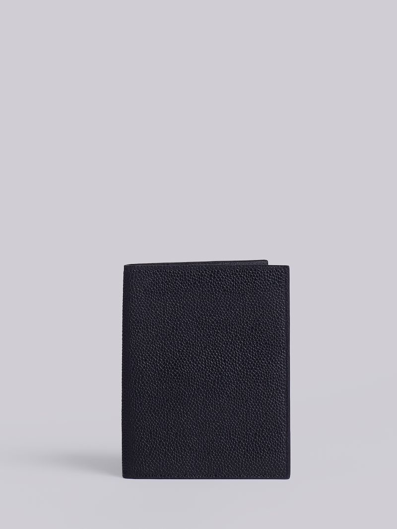 Passport Holder In Pebble Grain