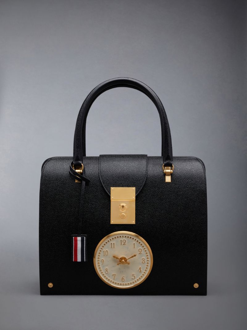 PEBBLE GRAIN CLOCK MRS. THOM BAG Thom Browne