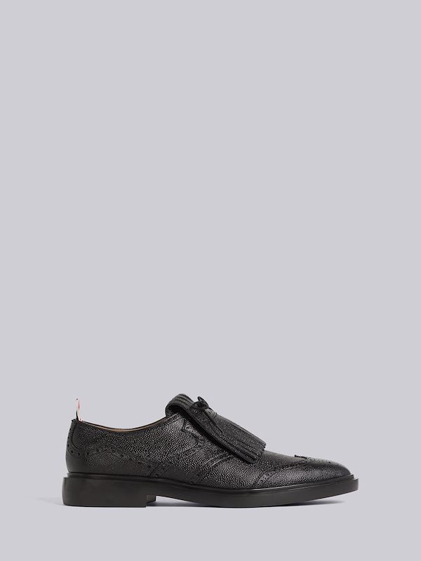 PEBBLE GRAIN LEATHER KILT WINGTIP BROGUE