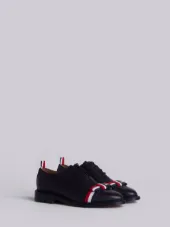 Wholecut tricolour bow shoe