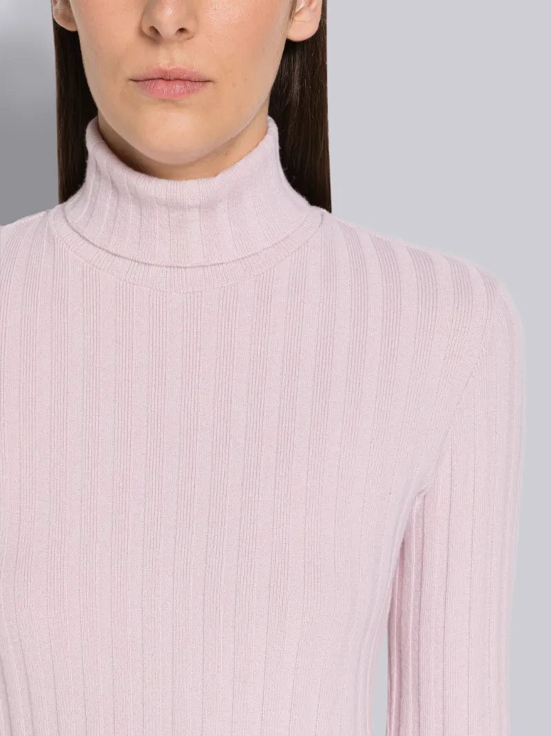 Wide Rib Cashmere Tipping Turtleneck