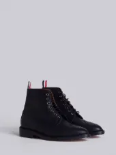 Wingtip Boot In Black Pebble Grain