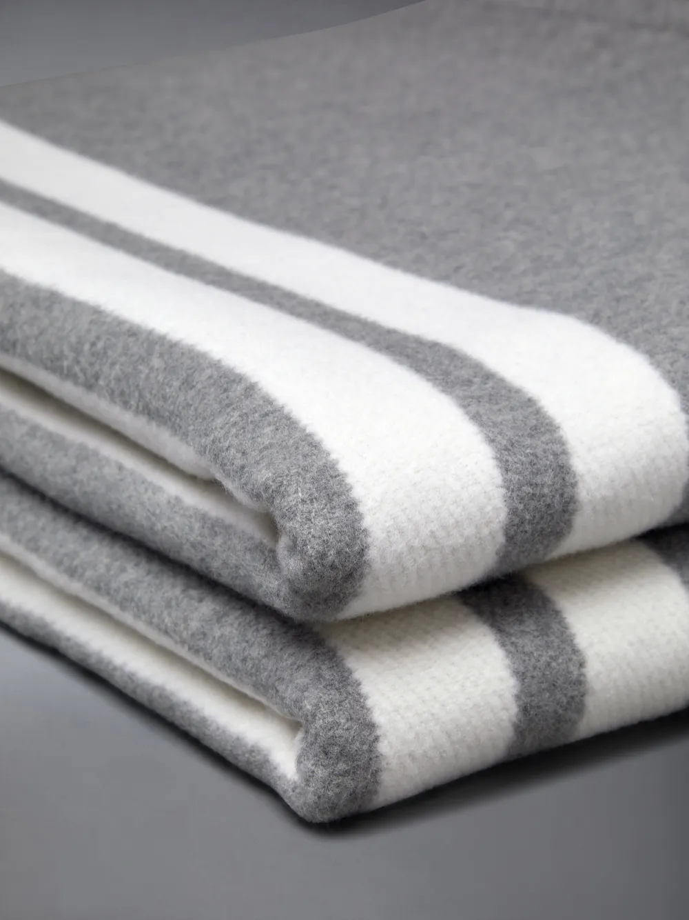 Black/cream/wht- cashmere/wool 2024 blanket