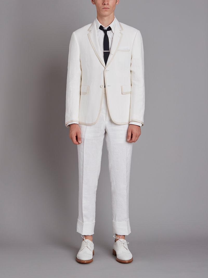 メンズ クラシック シングルブレスト スポーツコート グログランタイピング リネン スーツ ホワイト Thom Browne 公式オンラインサイト メンズ クラシック シングルブレスト スポーツコート グログランタイピング リネン スーツ ホワイト Thom Browne 公式オンラインサイト