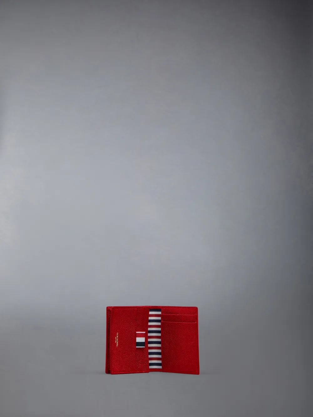 ペブルグレインレザー ダブルカードホルダーブルー | Thom Browne 公式  