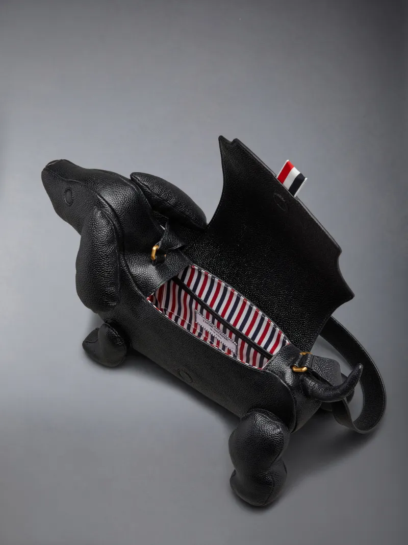 ぺブルグレイン ヘクター バゲットバッグブラック | Thom Browne 公式  