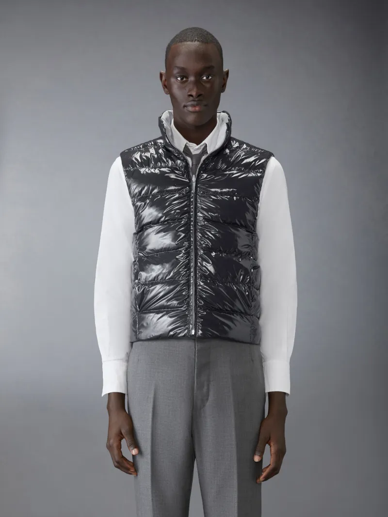 THOM BROWNE トムブラウンベストフォールドアウトフード THOM BROWNE トムブラウンベストフォールドアウトフード
