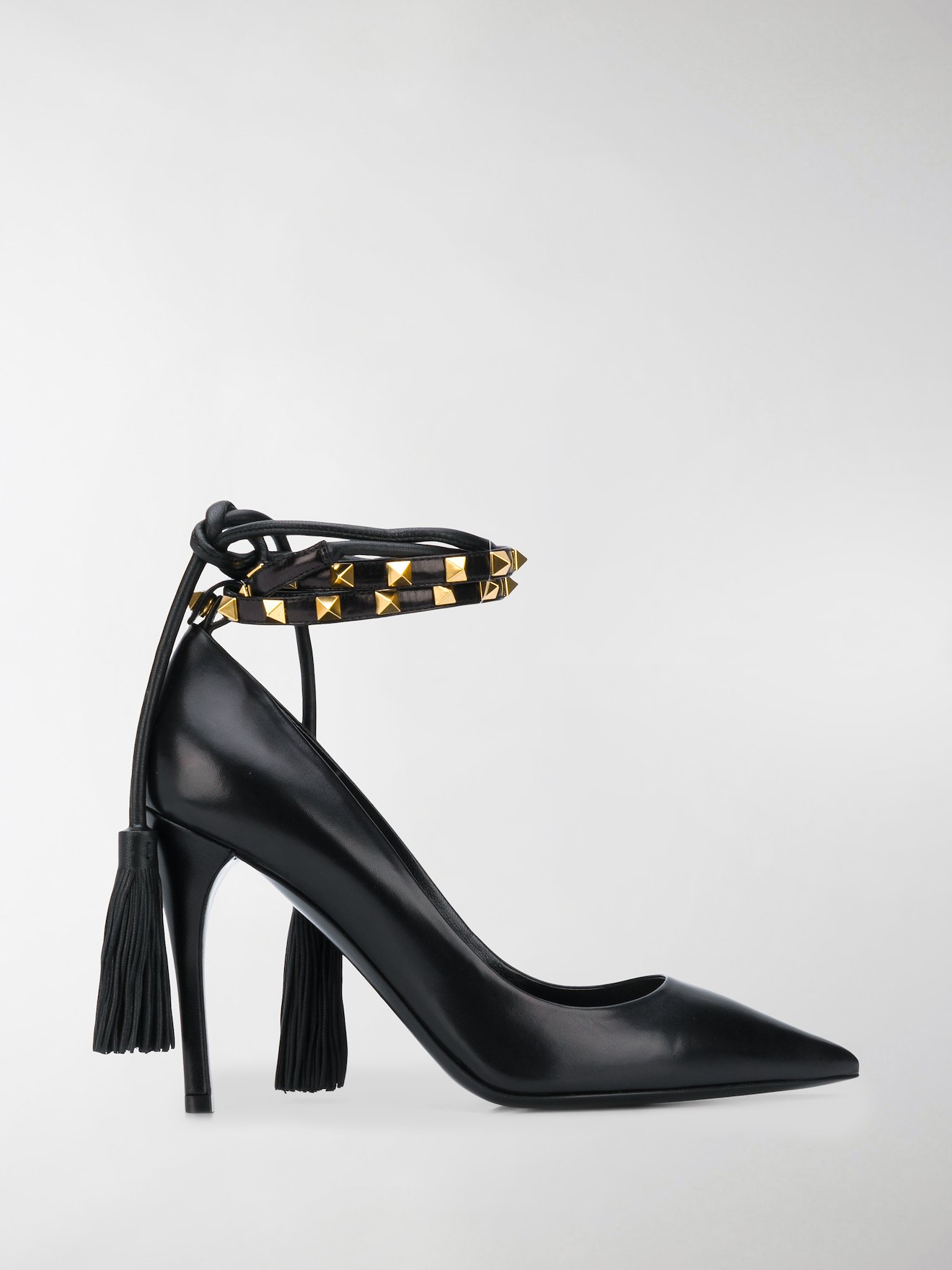 valentino rockstud flair