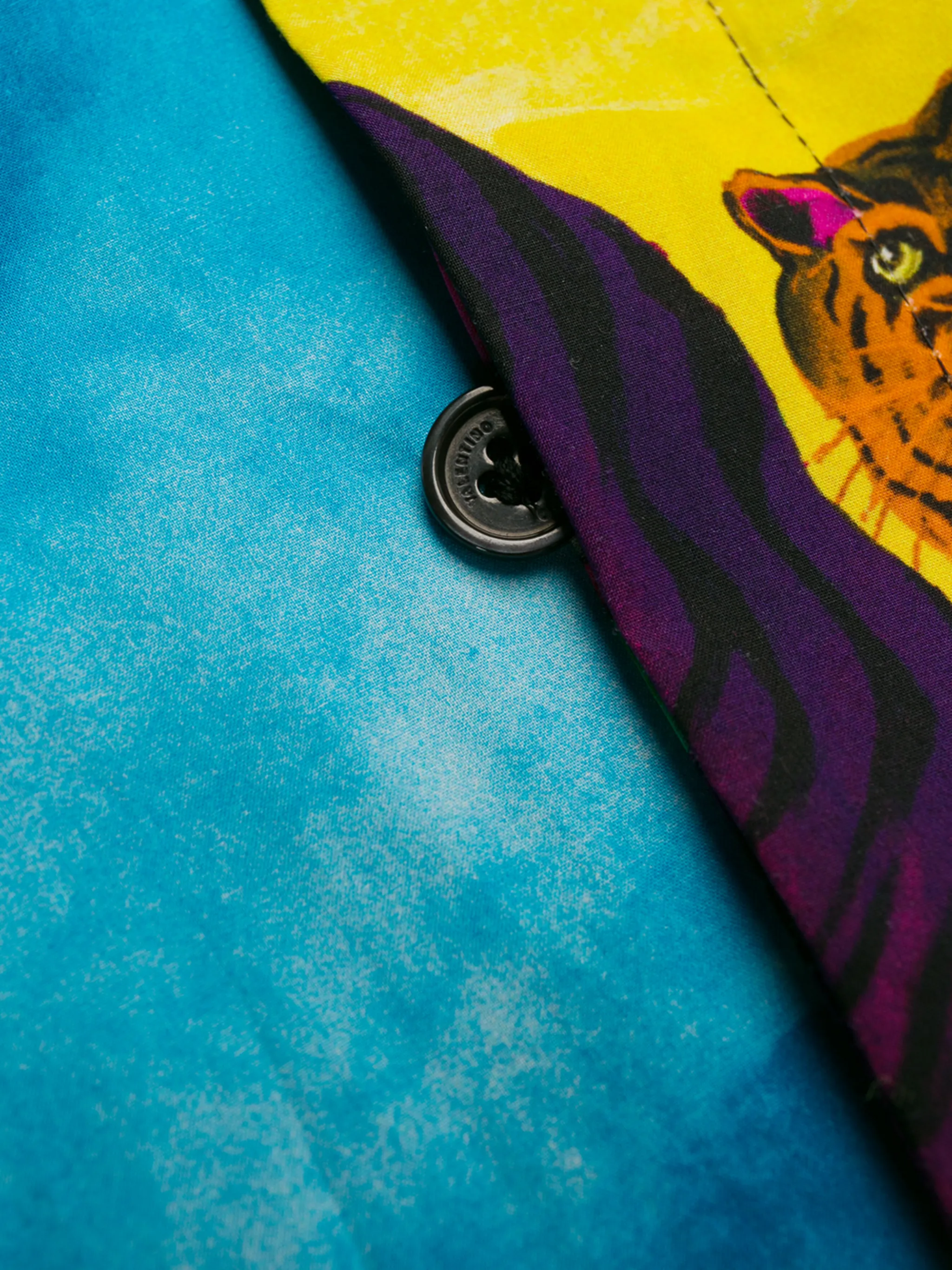 Valentino Garavani tiger print shirt | Eraldo.com US Valentino Garavani tiger print shirt | Eraldo.com US