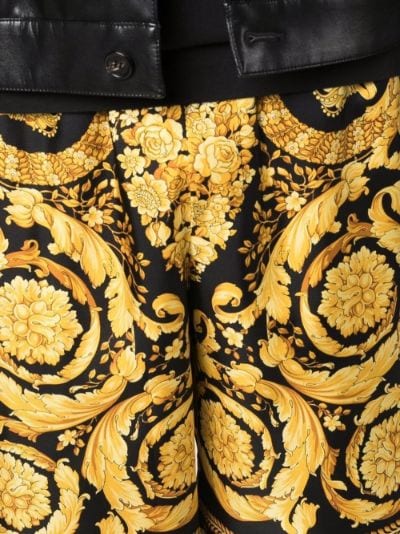 Barocco-print knee-length silk shorts, Versace