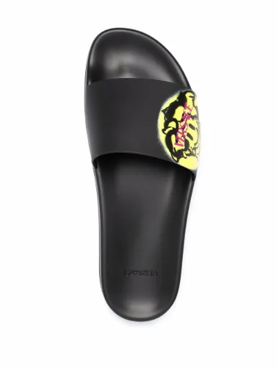 versace medusa graffiti