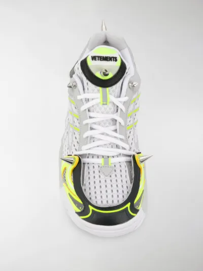 vetements runners