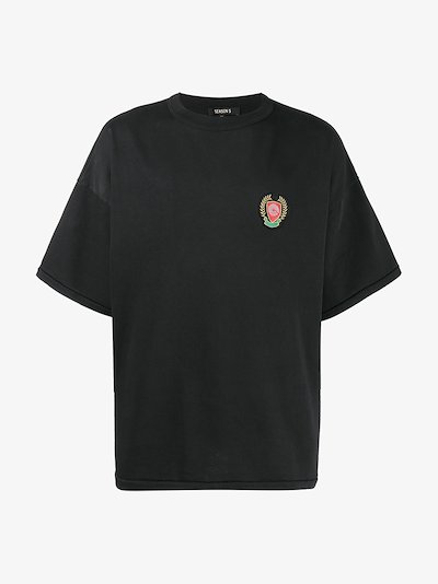 Yeezy crest logo classic short sleeve t-shirt | Browns