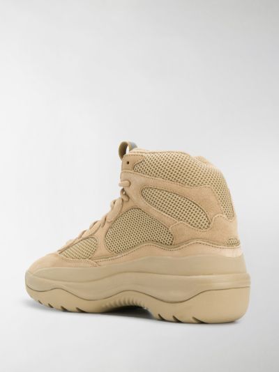 yeezy stivaletto